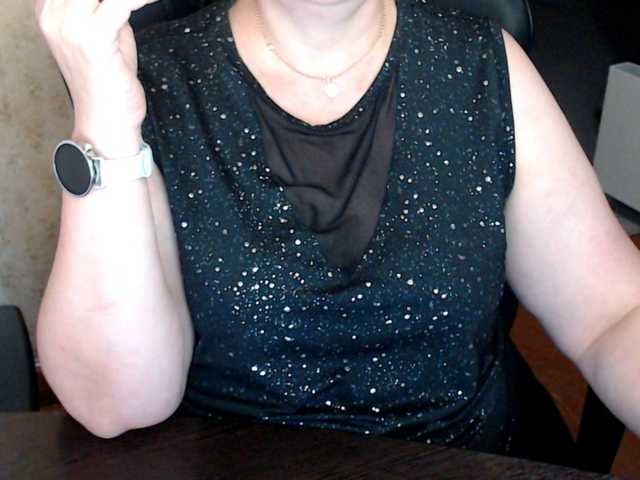 Alisa1917 live cam on BongaCams