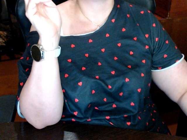 Alisa1917 live cam on BongaCams