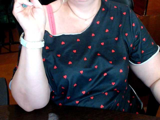 Alisa1917 live cam on BongaCams