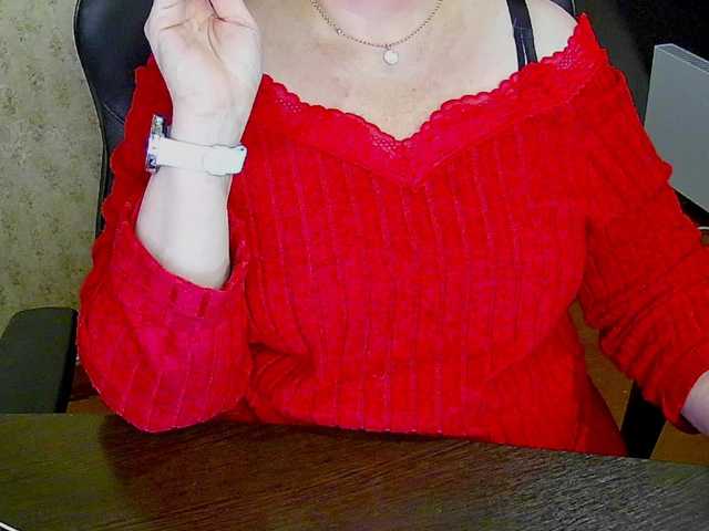 Alisa1917 live cam on BongaCams