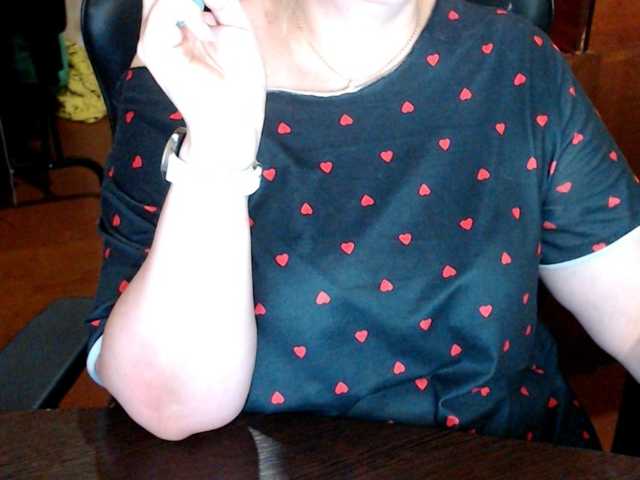 Alisa1917 live cam on BongaCams