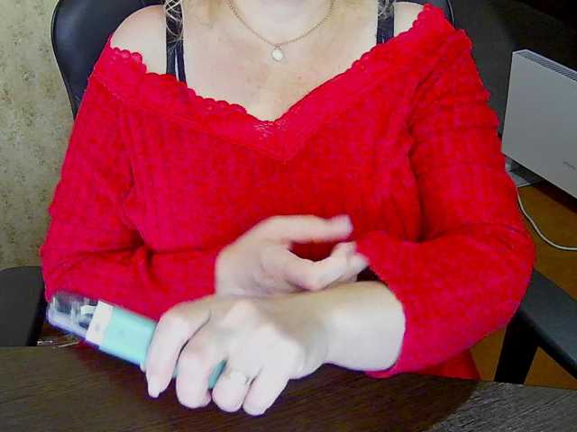 Alisa1917 live cam on BongaCams