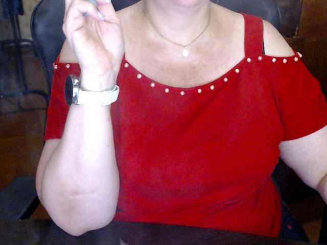 Alisa1917 live cam on BongaCams