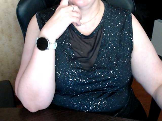 Alisa1917 live cam on BongaCams