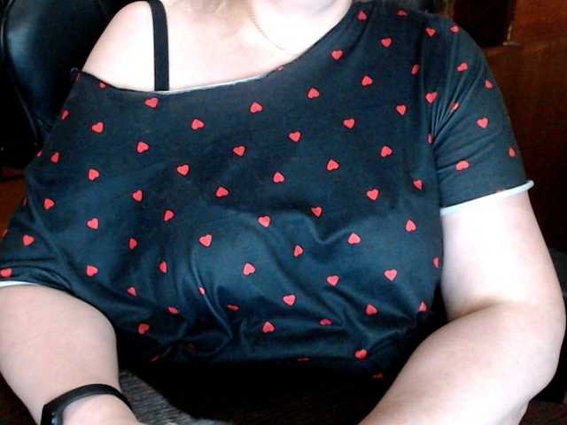 Alisa1917 live cam on BongaCams