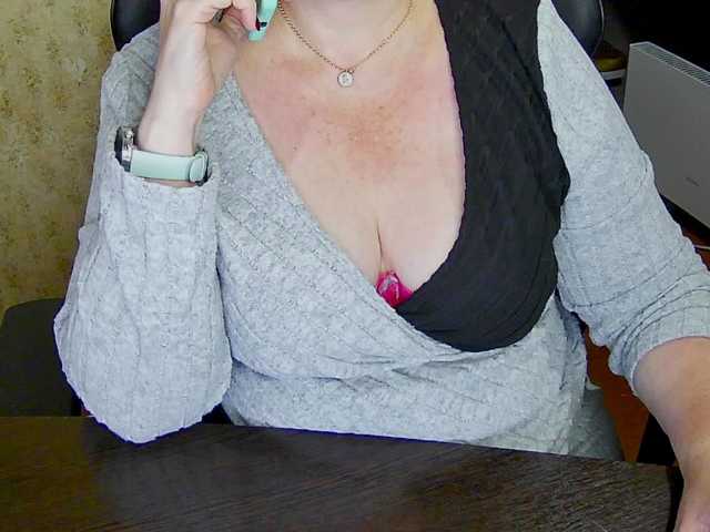 Alisa1917 live cam on BongaCams