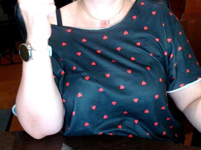Alisa1917 live cam on BongaCams
