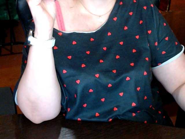 Alisa1917 live cam on BongaCams