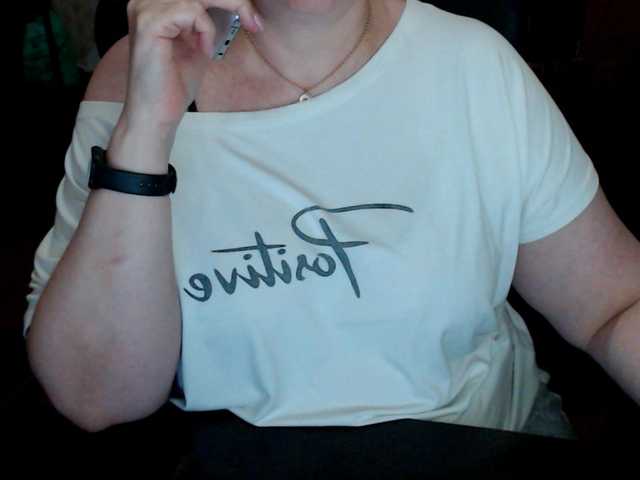 le modèle Alisa1917 est en webcam porno dans un show sur le site bongacams, il possède les tags suivants: White/Caucasian,Blonde,Shaved