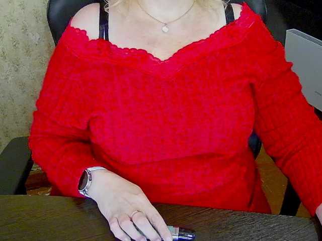 Alisa1917 live cam on BongaCams