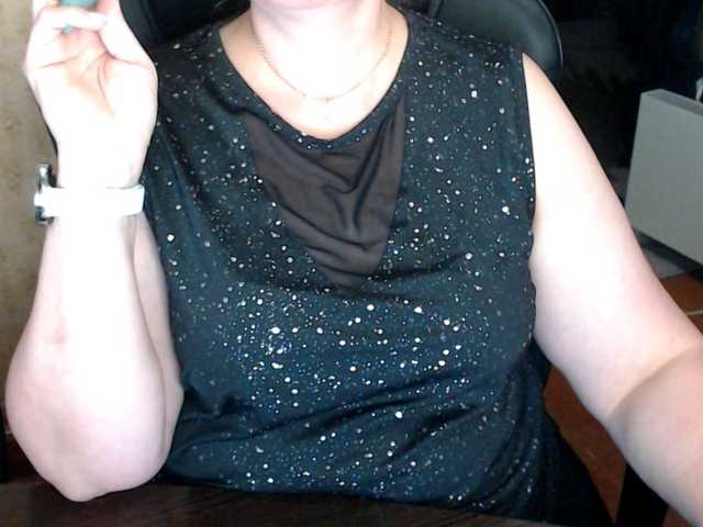 Alisa1917 live cam preview