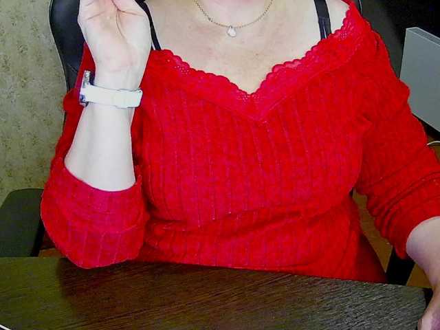 Alisa1917 live cam on BongaCams