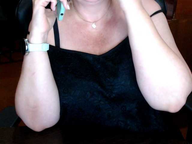 Alisa1917 live cam on BongaCams
