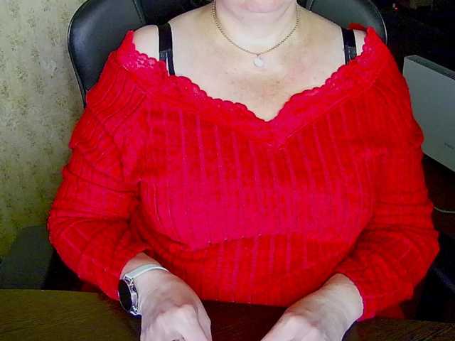 Alisa1917 live cam on BongaCams