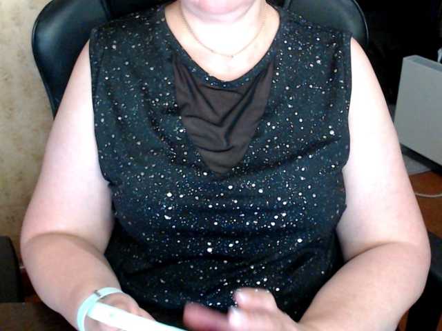 Alisa1917 live cam on BongaCams