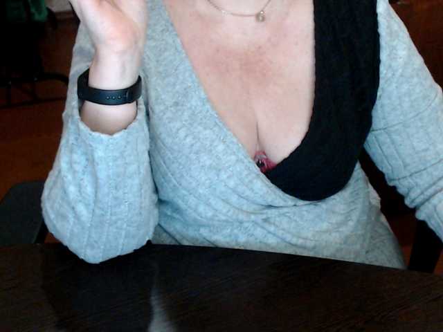 Alisa1917's BongaCams show and profile