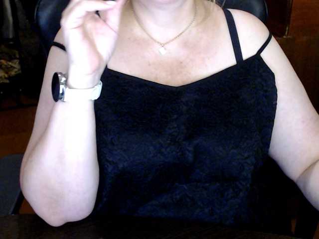 Alisa1917 live cam on BongaCams