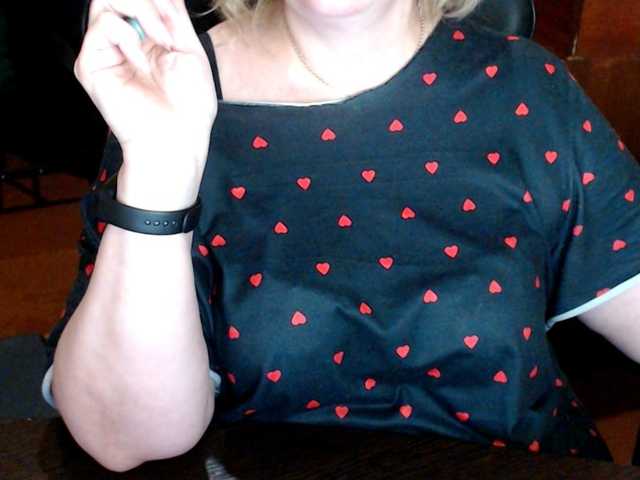 Alisa1917 live cam on BongaCams