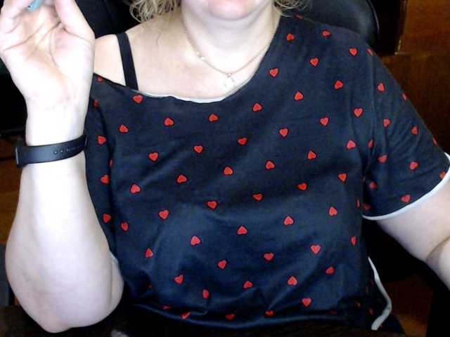 Alisa1917 live cam on BongaCams