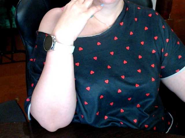 Alisa1917 live cam on BongaCams
