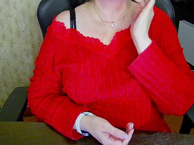 Alisa1917 live cam on BongaCams