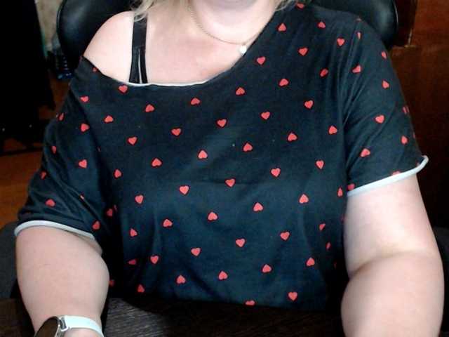 Alisa1917 live cam on BongaCams