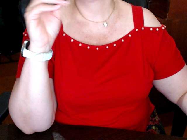 Alisa1917 live cam on BongaCams