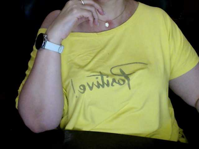 Alisa1917 live cam on BongaCams