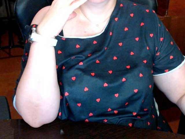 Alisa1917 live cam on BongaCams