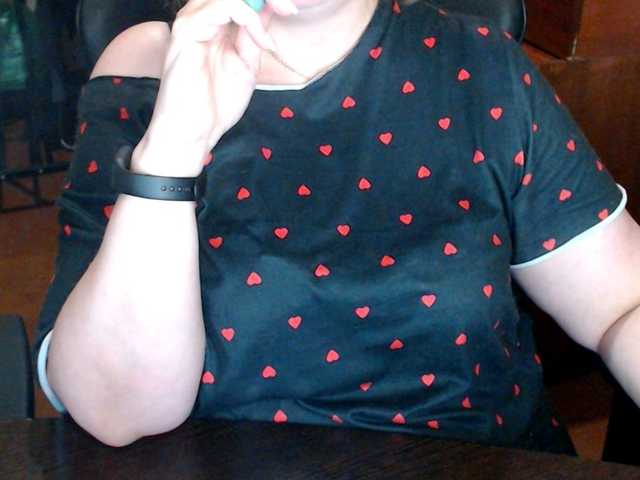 Alisa1917 live cam on BongaCams