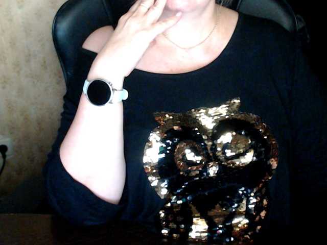 Alisa1917 live cam on BongaCams