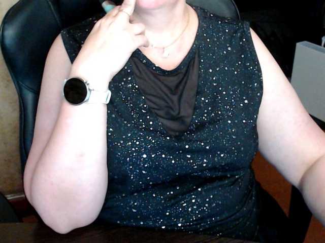 Alisa1917 live cam on BongaCams