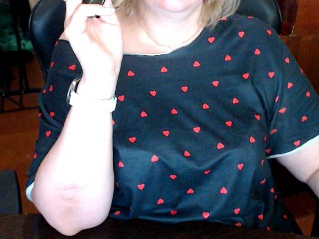 Alisa1917 live cam on BongaCams