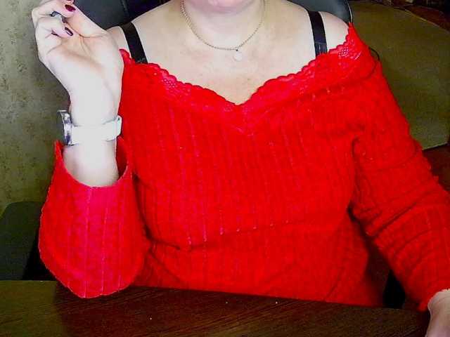 Alisa1917 live cam on BongaCams