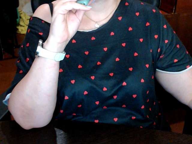 Alisa1917 live cam on BongaCams