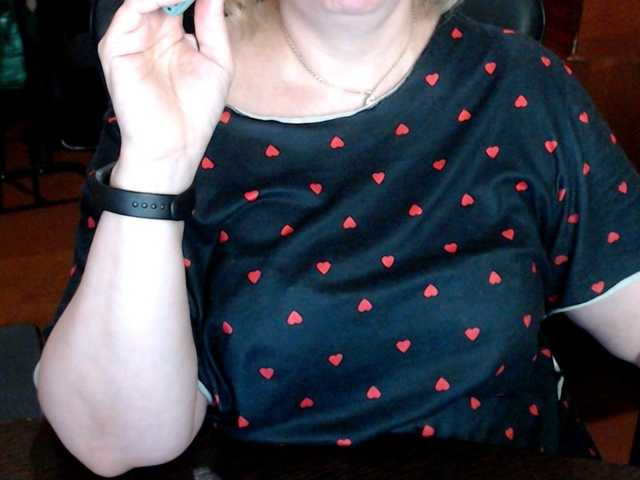 Alisa1917 live cam on BongaCams