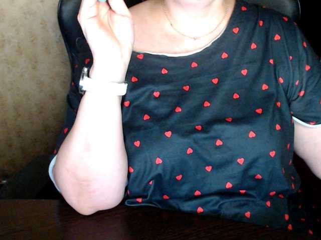 Alisa1917 live cam on BongaCams