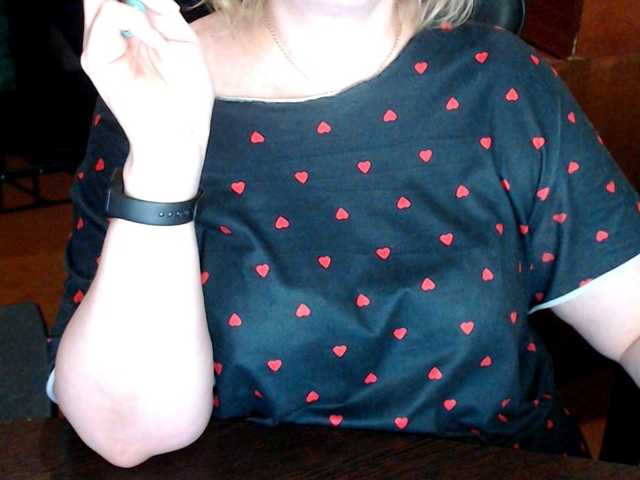 Alisa1917 live cam on BongaCams
