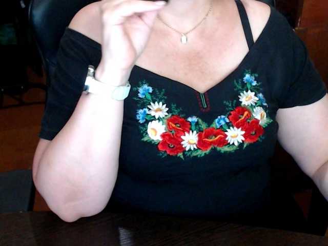 Alisa1917 live cam on BongaCams