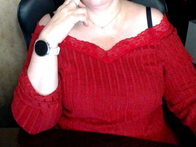 Alisa1917 live cam on BongaCams