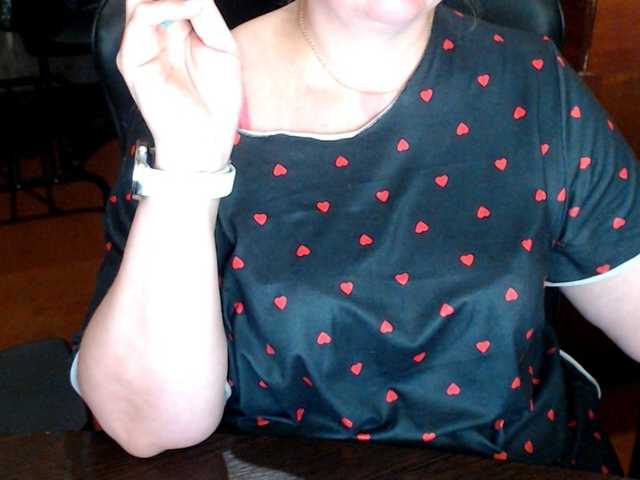 Alisa1917 live cam on BongaCams