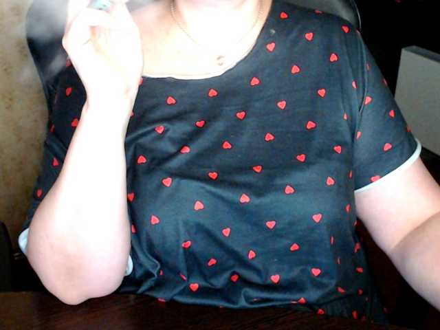 Alisa1917 live cam on BongaCams