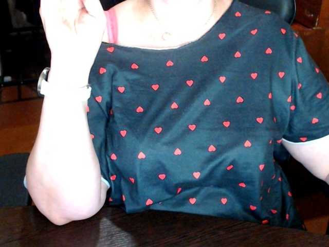 Alisa1917 live cam on BongaCams
