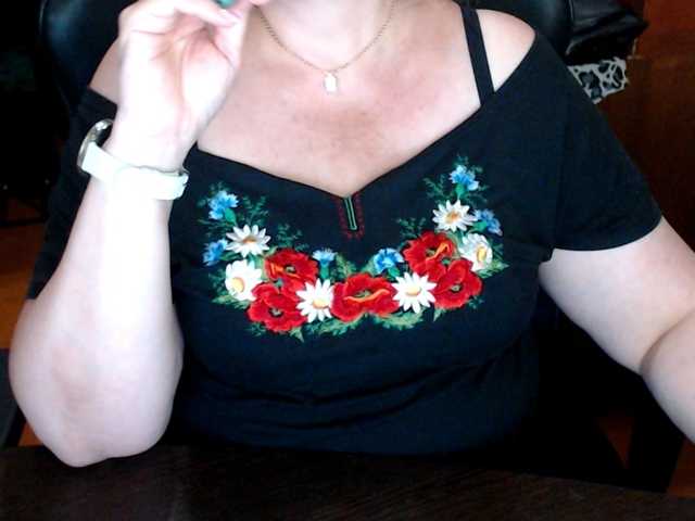 Alisa1917 live cam on BongaCams