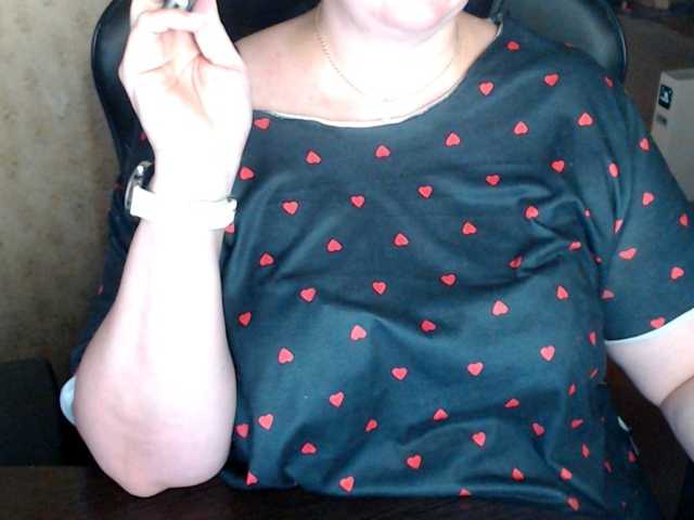 Alisa1917 live cam on BongaCams