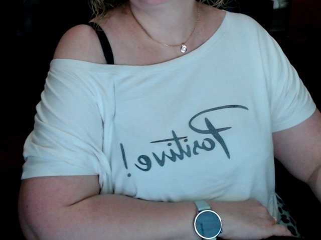 Alisa1917 live cam on BongaCams