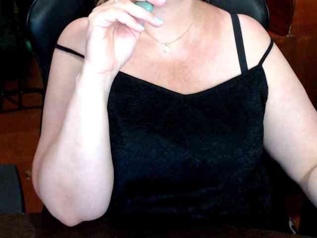 Alisa1917 webcam