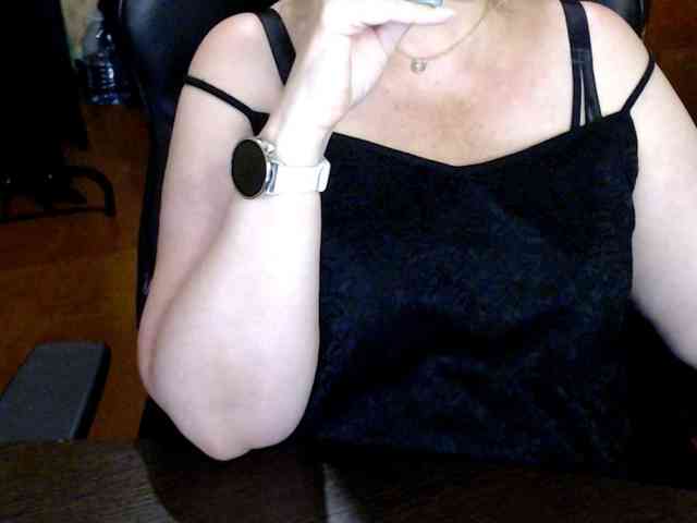 Alisa1917 webcam