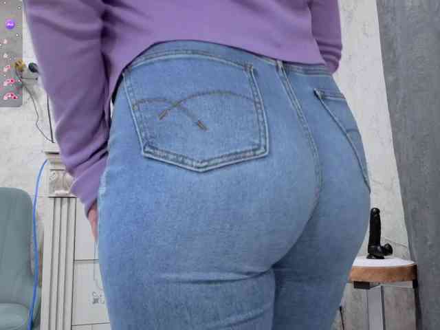 pussysweet99 webcam