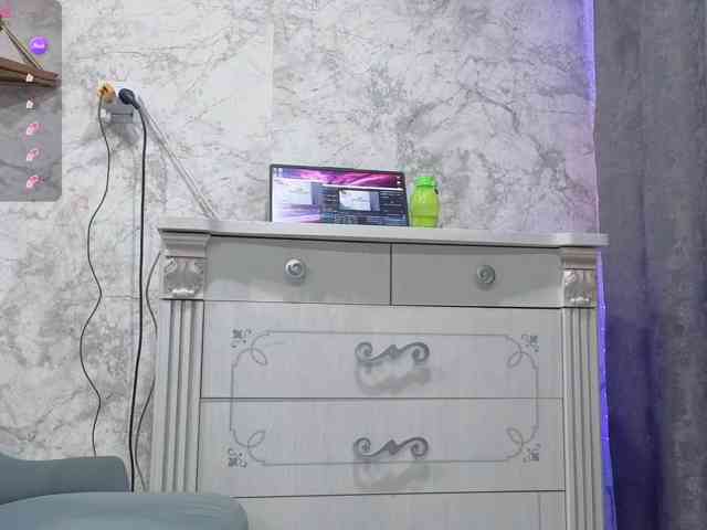 pussysweet99 webcam